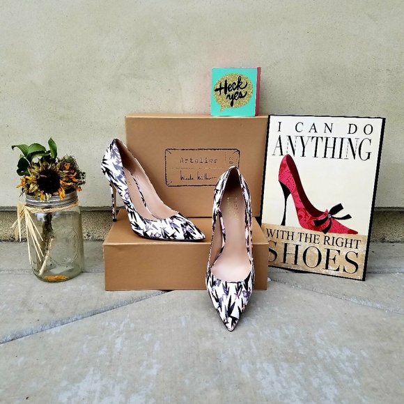 Gorgeous Nicole Miller Colorful Leather Stilletos - Picture 7 of 7